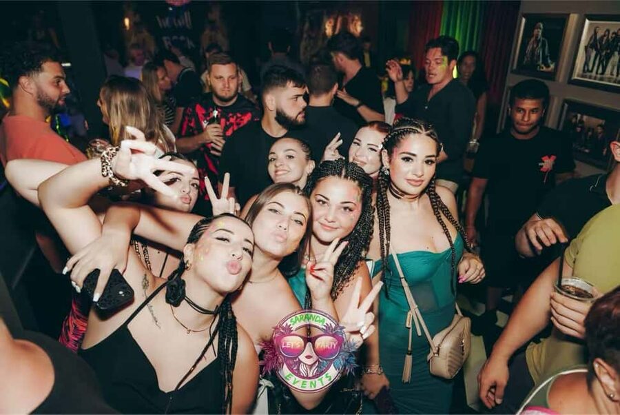 Sarande: Pub Crawl & Boat Party, 6 Shots, 1 Beer Club Entry - The boat party brings the night onto the water