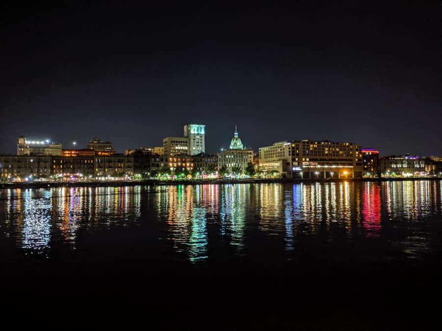 Savannah: Bad Kitty Pub Crawl, Spooky Naughty Ghosts - Why this Savannah ghost tour feels different