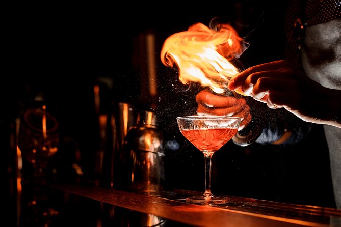 Savannah Midnight in the Garden Pub Crawl - The Original Pinkie Masters for a real bar stop