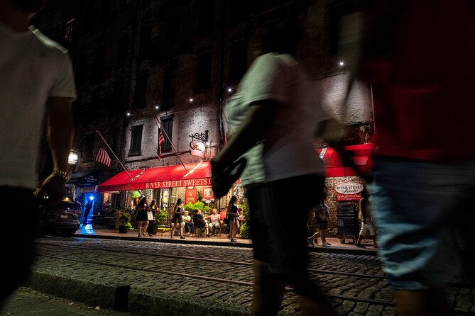 Savannah Midnight in the Garden Pub Crawl - The guides are the tour’s main strength
