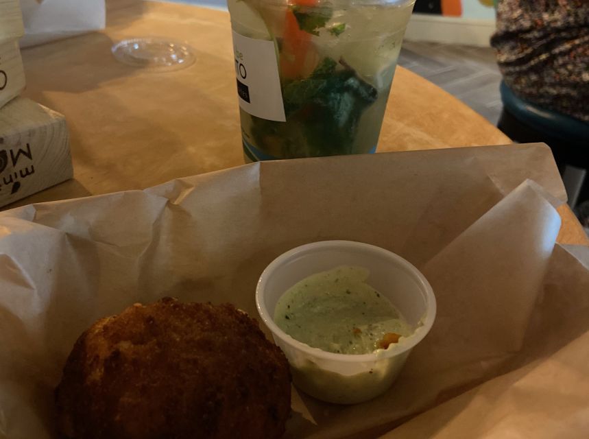Savannah: Walktails and Bar Bites - Four drinks, three bites, and one easy Savannah night