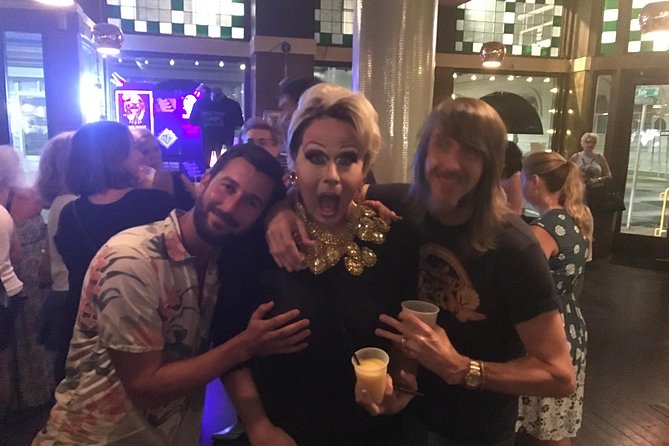 Savannah Yes, Queen! Drag Queen Pub Crawl - The guides are the heart of the night