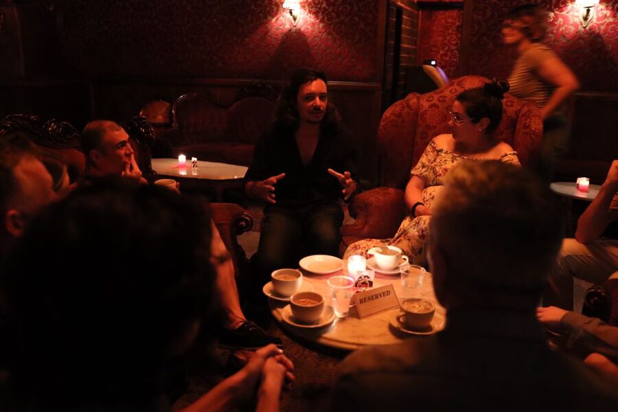 Secret bars and Speakeasy NY experience - The first concealed entrance