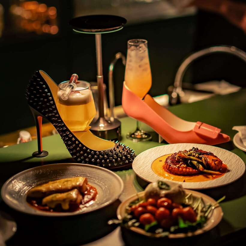 Seoul: Cinderella Bar, Sip in Seongsu's Shoemaking Legacy - Finding the Workshop Entrance Near Seongsu Station