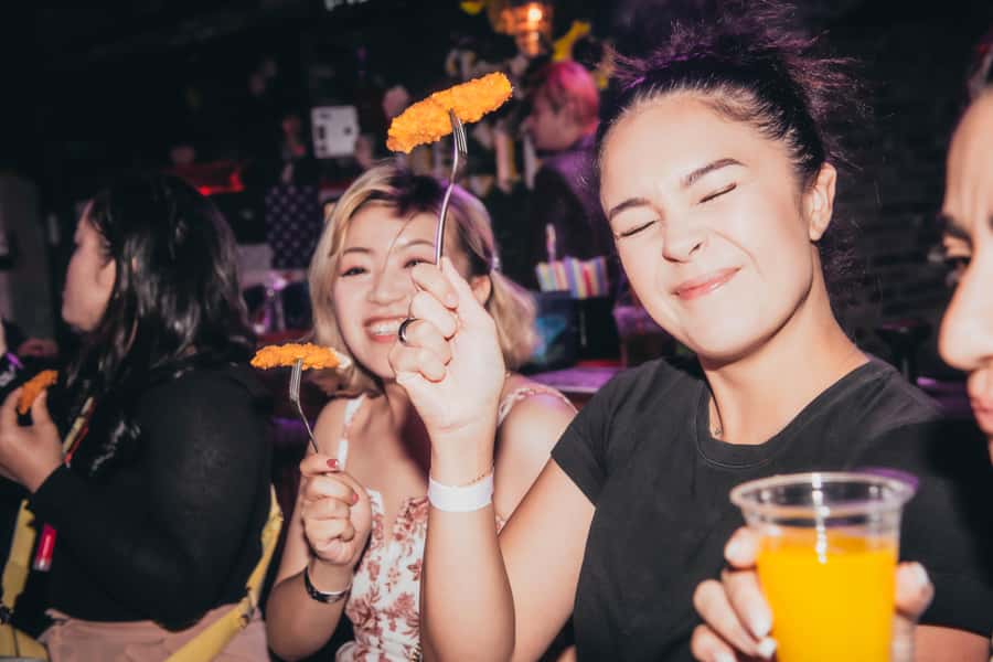 Seoul: Premium Pub Crawl with Open Bottles - Who should book this Seoul night out?
