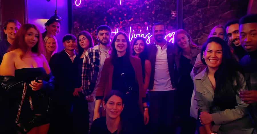 SF Pub Crawl and Clubbing Experience - Dress Code, ID, and Arriving on Time