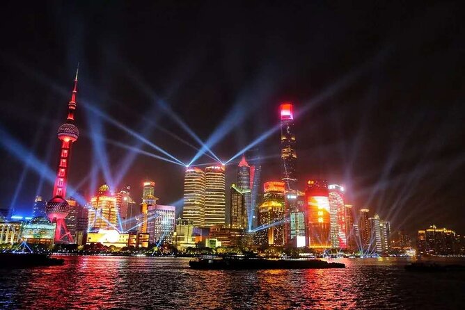 Shanghai Authentic Dinner and Night River Cruise with Rooftop Bar Hopping Option - Why this dinner and cruise pairing works