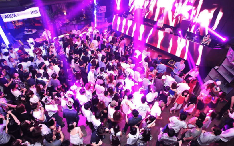 Shanghai Fuxing INS - All Access Ticket for 7 nightclubs - What happens during the seven-hour visit?