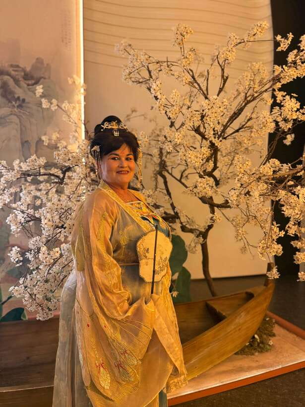 Shanghai Immersive Royal Banquet+Photo, Bar/Massage Options - Understanding the real price