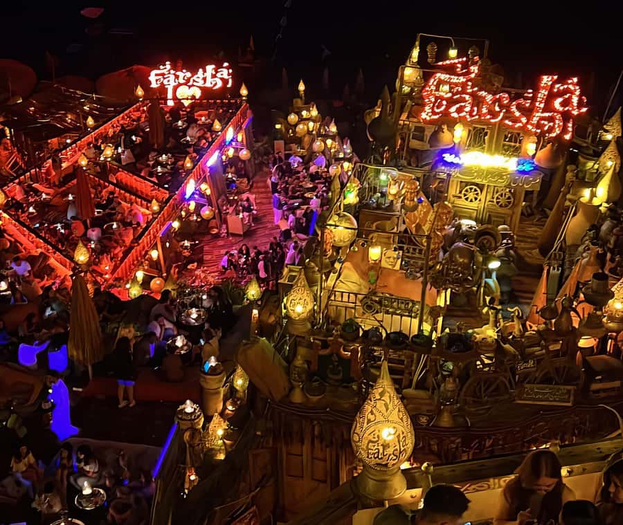 Sharm el Sheikh: Farsha Cafe & Soho Square Night Out Driver - Timing your evening without rushing