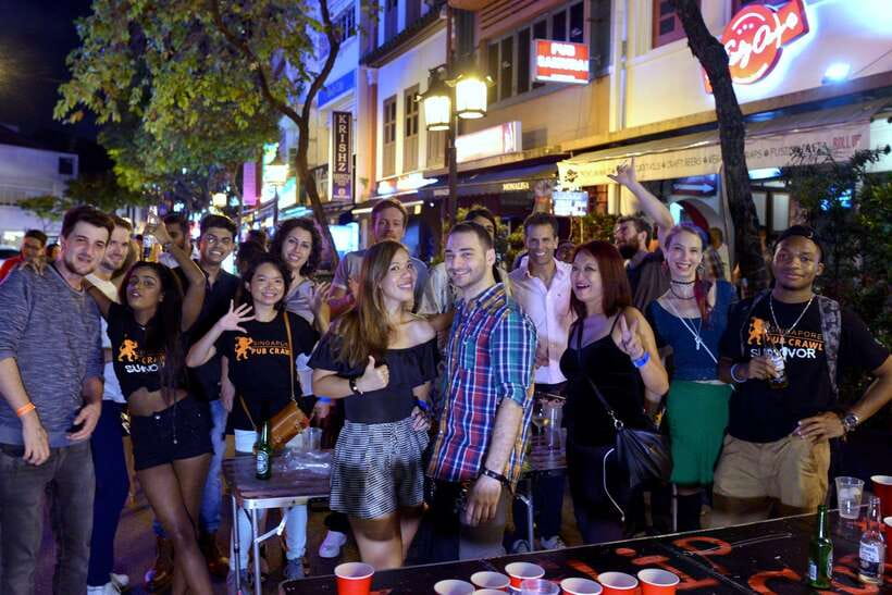 Singapore Pub Crawl - Party like a Local - Key points at a glance