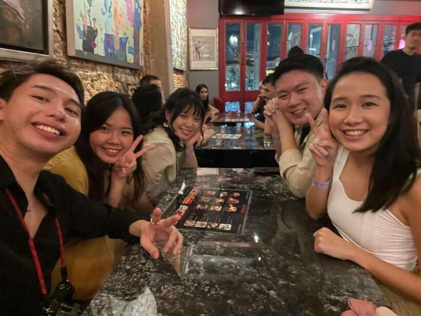 Singapore Pub Crawl - Party like a Local - The riverside setting adds more than a drinking stop