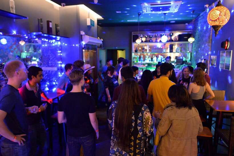 Singapore Pub Crawl - Party like a Local - The final club and VIP entry