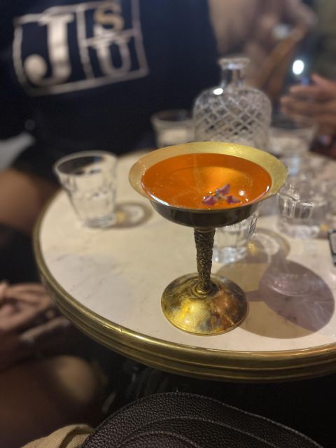 Sip your way through Paris Night life - The games that keep the group talking
