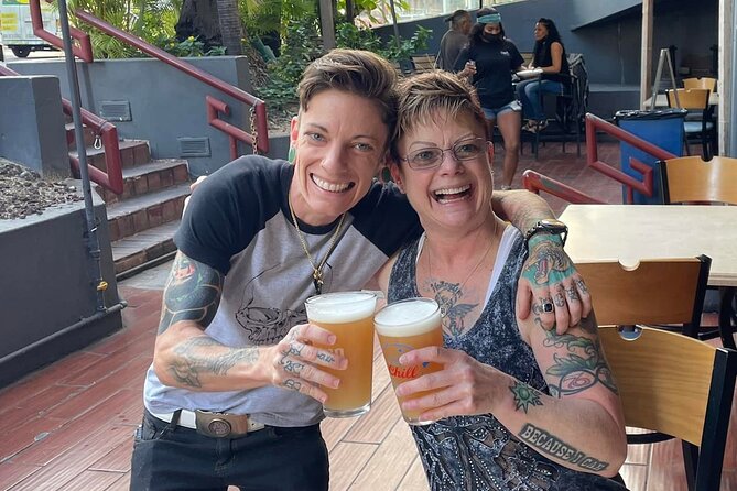 Sips & Secrets of Hawaii Pub Crawl - How much walking and drinking is involved