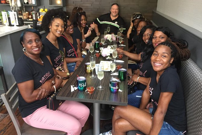 Southern Flavors Food, Pub Crawl, and History Walking Tour - River Street and the Wider Food Scene