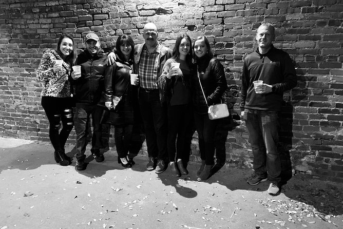 Spanish Moss Haunted Savannah Pub Crawl - The guides make or break the evening