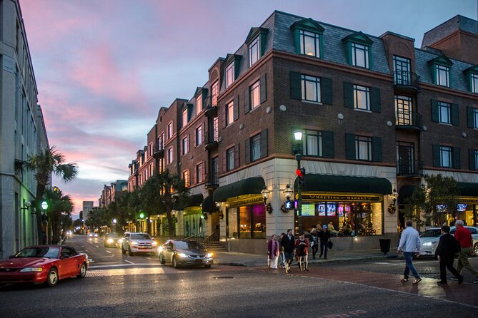 Speakeasy Sagas - Charleston Prohibition Pub Crawl - Guide style makes the difference