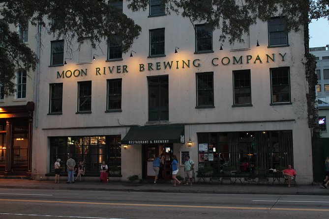 Spooky Savannah Haunted Pub Crawl - City Market, River Street, and the walking route