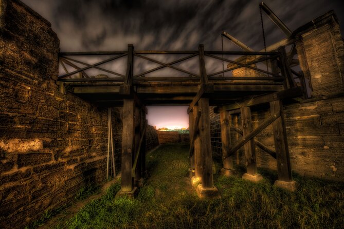 St. Augustine Haunted Pub Crawl - What kind of history you will hear