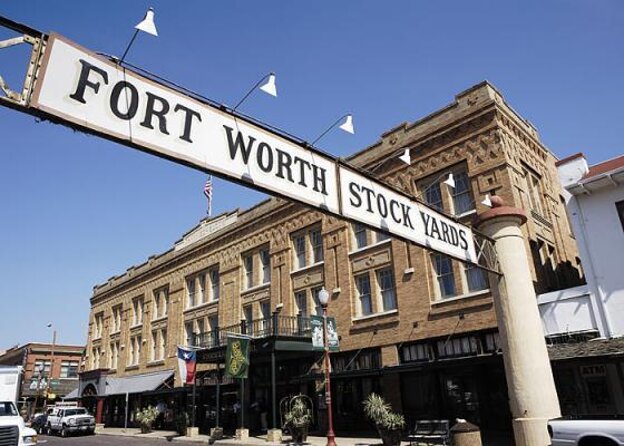 Stockyards History Tour Fort Worth Pub Crawl - Key points to know before you book