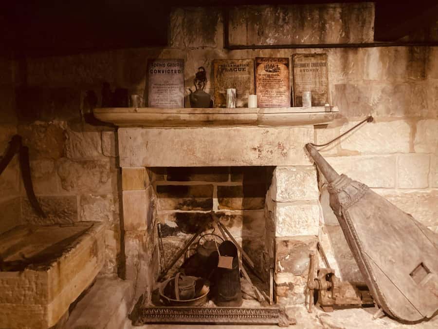 SYDNEY : Ghosts, Grog & The Rocks: Haunted Pubs &Cellar Tour - Key points to know before you book