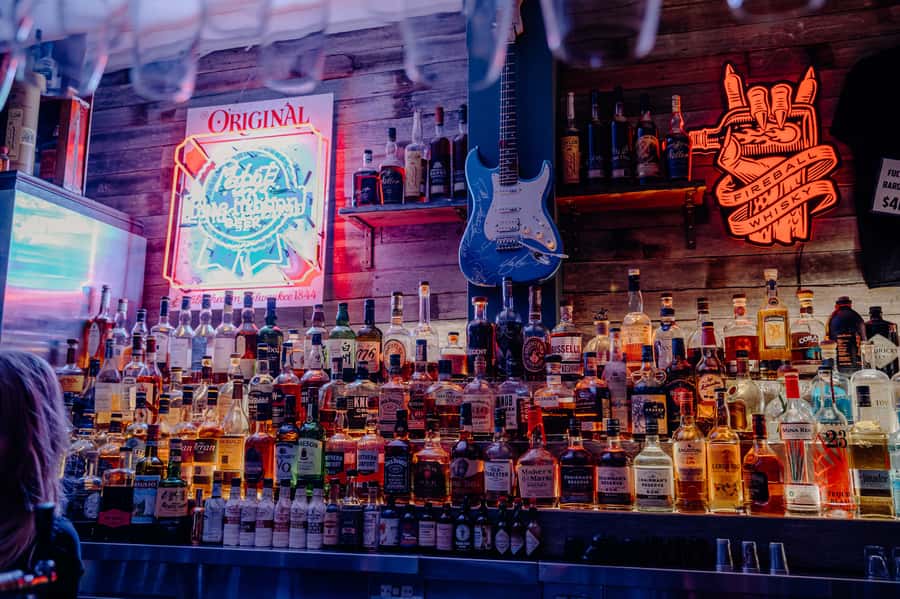 Sydney: Secret Bar Guided Tour with Complimentary Drink - Why the changing route matters