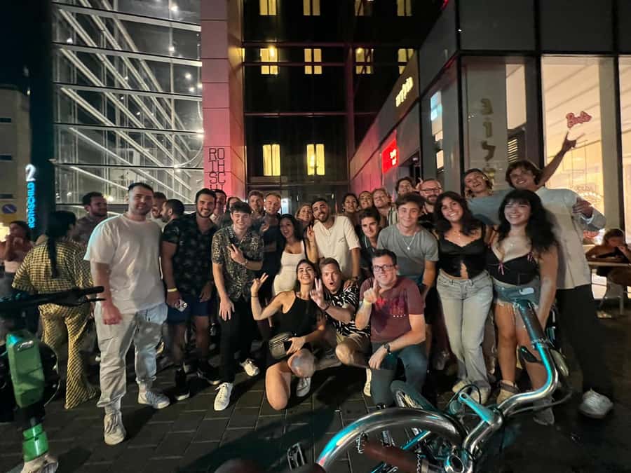Tel Aviv: Pub Crawl and Nightlife Tour with Shots - Who should book this Tel Aviv night out?