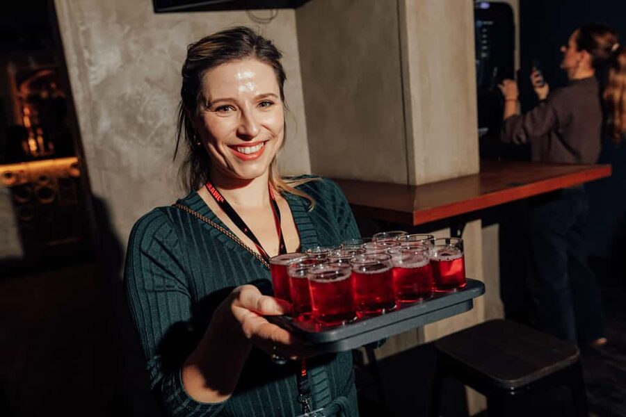 The Crawl Co. – Kreuzberg Alternative Pub & Bar Experience - Key points at a glance