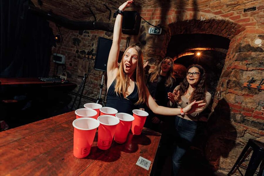 The Crawl Co. – Kreuzberg Alternative Pub & Bar Experience - Following a local route through Kreuzberg