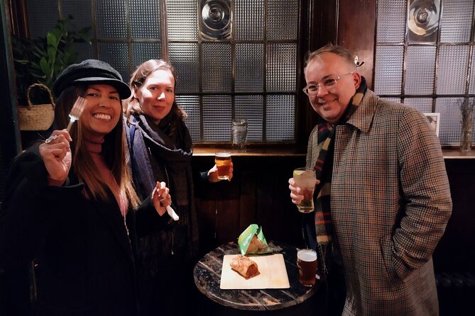 The Haunted Pubs of Old London: Small Group Tour - The Charterhouse and Cloth Fair