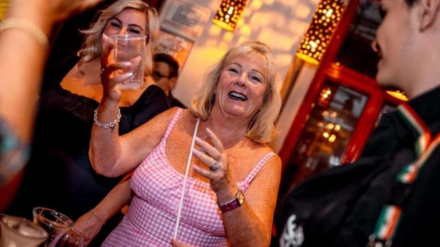 The Original Athens Pub Crawl With VIP Club Entry - Who Should Book This Athens Pub Crawl?