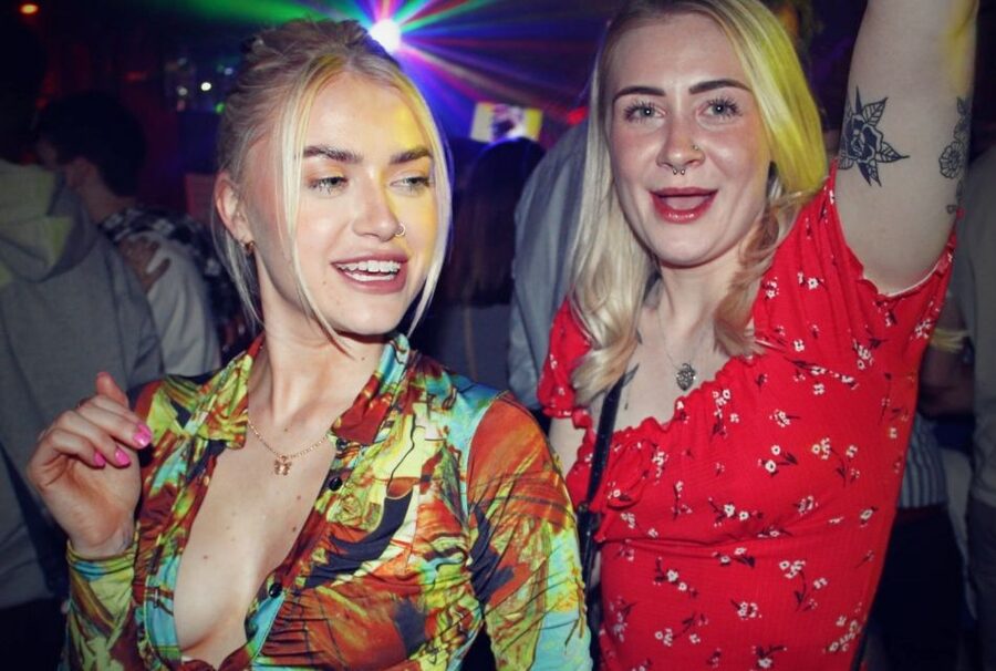 The Original Shoreditch Pub Crawl London - Clothing, ID, and who should skip it