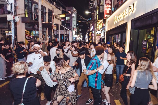 The Seoul Pub Crawl Official - Hongdae or Itaewon: choosing the right night