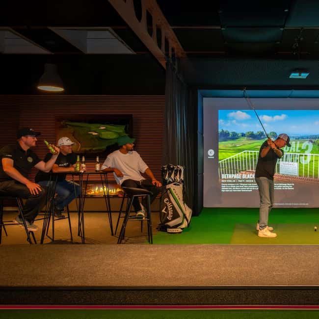 The Ultimate Berlin Golf Bar for Groups, Games & Good Times - Why EvoGolf works as a Berlin night out