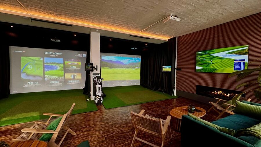 The Ultimate Berlin Golf Bar for Groups, Games & Good Times - Should you book EvoGolf Berlin?