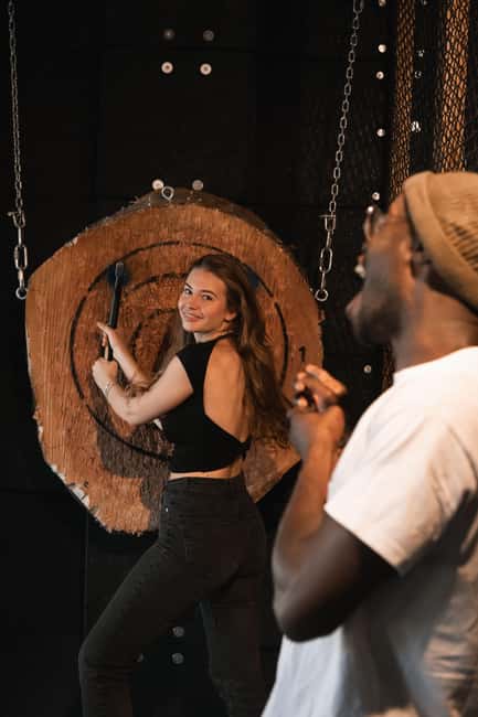 Throw axes & enjoy drinks in Cologne's first axe-throwing bar - Who should book this Cologne activity?