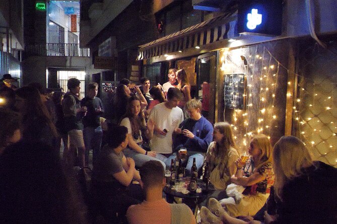Thursday & Friday Night Pub Crawl for Professionals in Athens - What the $25 price really covers
