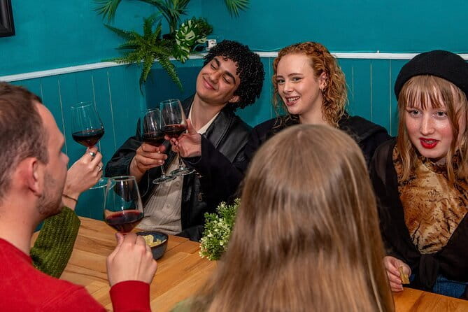 Tipsy Tour: Guided Bar Crawl In Florence with Dark History - Why this Florence night is different
