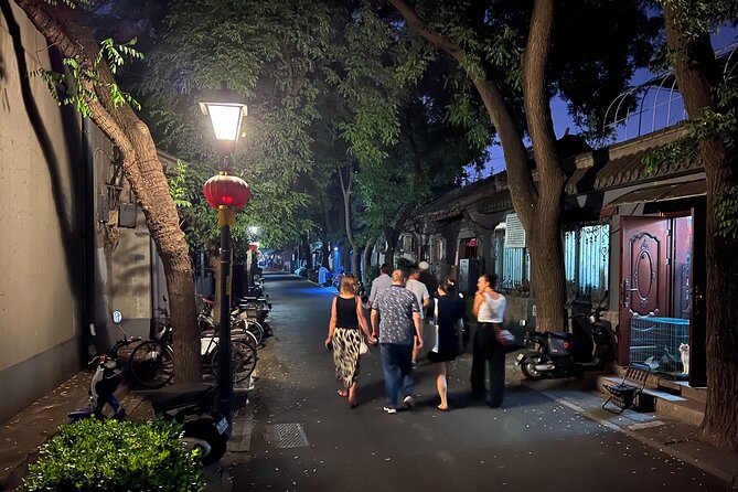 Tipsy Travel: Beijing Local Food and Bar Crawl night in Hutong - North Luogu Lane and the first craft beer