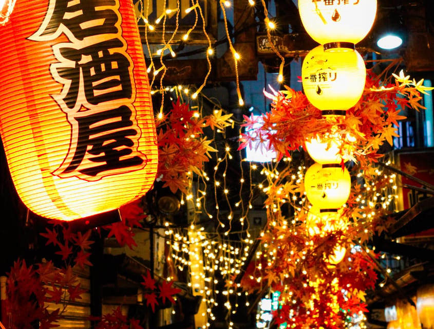 Tokyo: Night tour of bars and izakayas in Shinjuku - English / Spanish - Golden Gai and its tiny bar rooms