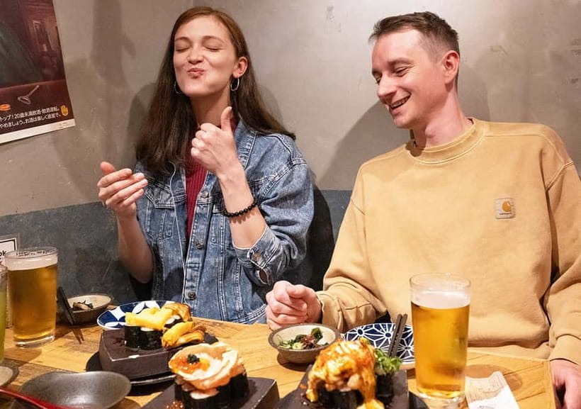 Tokyo: Shinjuku Bar Hopping & Karaoke Night Tour - Guides who shape the experience
