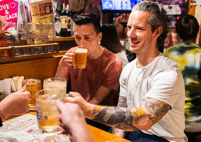 Tokyo: Shinjuku Bar Hopping & Karaoke Night Tour - Kabukicho, Tokyo’s neon-lit entertainment district