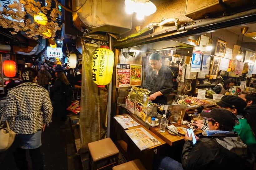 Tokyo: Shinjuku Golden Gai Bar Hopping Night Tour - Omoide Yokocho: a quick taste of old Shinjuku