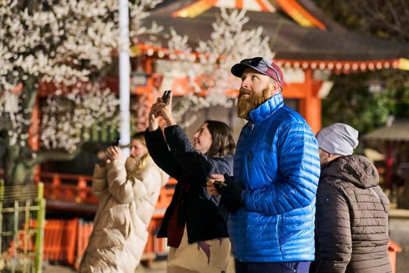Tokyo: Shinjuku Nightlife & Secret Backstreets Walking Tour - Tokyu Kabukicho Tower: the tour’s longest stop