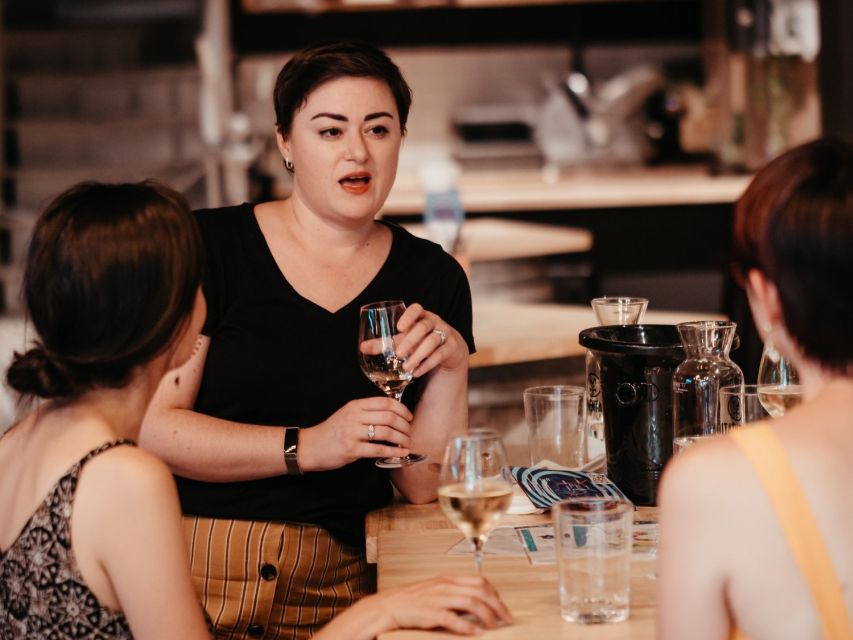 Toulouse: Wine Bar Walking Tour with a Local Wine Expert - Key points at a glance