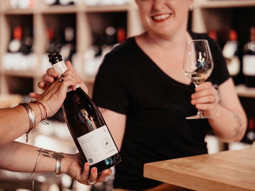 Toulouse: Wine Bar Walking Tour with a Local Wine Expert - Small details that affect the evening