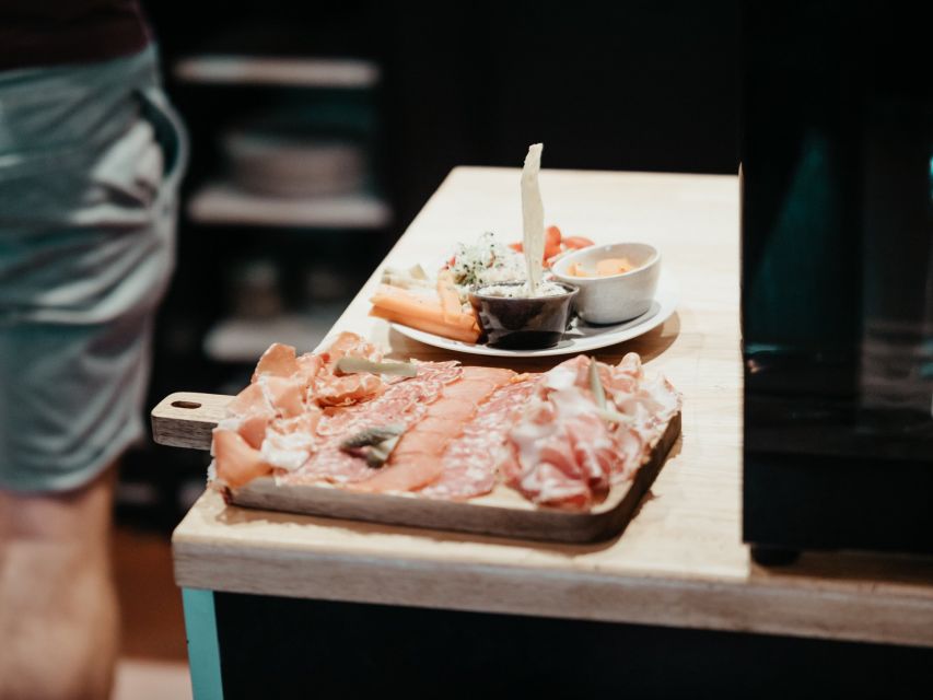 Toulouse: Wine Bar Walking Tour with a Local Wine Expert - Meeting near Place de la Trinité