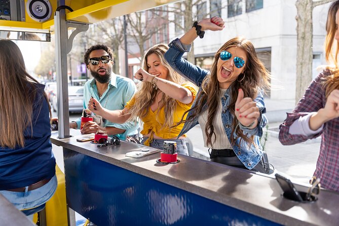 Trolley Pub Public Tour - Bringing drinks, and what you cannot bring