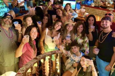 Ultimate South Beach Bar Crawl in Miami